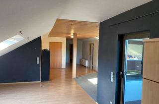 Wohnung mieten in 65597 Hünfelden, Großzügige 2-Zimmer-Dachgeschosswohnung mit Balkon in Hünfelden Dauborn