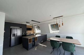 Wohnung mieten in Offenbacherstr. 79, 63165 Mühlheim, Wohnen mit Charakter: 3-Zimmer-Wohnung in Mühlheim am Main mit Klimaanlage und Designküche