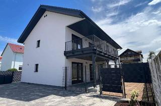 Wohnung mieten in Rosenstraße 26, 63762 Großostheim, Erstbezug: Hochwertige 4-Zimmer-Neubauwohnung mit Balkon, Gartenanteil und KfW-40-QNG