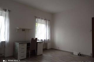 Wohnung mieten in Burgstraße 25, 66953 Pirmasens, Wohnen mit Charakter: Großzügige 5-Zimmer-Wohnung in Pirmasens