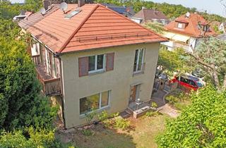 Doppelhaushälfte kaufen in 70193 West, Ein Haus mit Seele und großem Potenzial – charaktervolle Doppelhaushälfte am Kräherwald