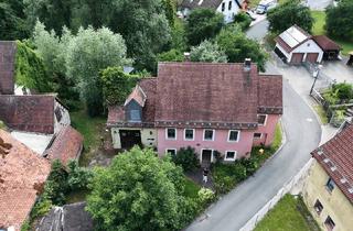 Haus kaufen in 91245 Simmelsdorf, EFH mit Scheune, Werkstatt, Carport und Bach – nahe Nürnberg