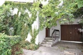 Einfamilienhaus kaufen in 68259 Feudenheim, Freistehendes Einfamilienhaus mit großem Potential – Dornröschenschlaf in begehrter Lage!