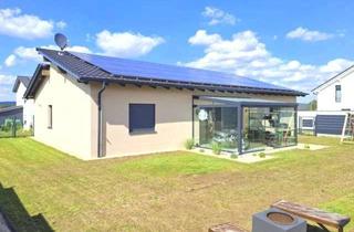 Haus kaufen in 93426 Roding, Traumhafter sonniger Bungalow mit durchdachter Raumaufteilung - KfW-40 Standard nahe Roding