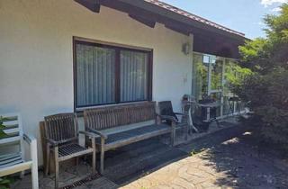 Einfamilienhaus kaufen in 93133 Burglengenfeld, Wohnen auf einer Ebene: Freistehendes Einfamilienhaus mit Einliegerwohnung, etc., auf großem Grund!