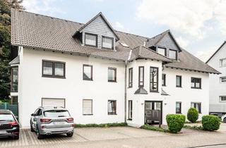 Wohnung kaufen in 50259 Pulheim, Gepflegte Dachgeschosswohnung in beliebter Lage von Pulheim.