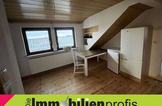 Wohnung mieten in Volkerstraße 16, 95233 Helmbrechts, H-52158 - Dachgeschosswohnung mit Einbauküche in Helmbrechts