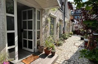 Wohnung kaufen in 91083 Baiersdorf, Baiersdorf - Mediterranes Flair | Maisonette + Dachterrasse | Baiersdorf