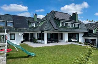 Villa kaufen in 89165 Dietenheim, Dietenheim - Stilvolles Haus mit zwei Einliegerwohnungen, A!