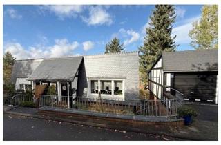 Einfamilienhaus kaufen in 35066 Frankenberg, Frankenberg (Eder) - Doppelhaushälfte Einfamilienhaus in schöner Lage Top Ausblick