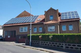 Haus kaufen in 34576 Homberg, Homberg (Efze) - Wohnhaus mit Scheunenanbau