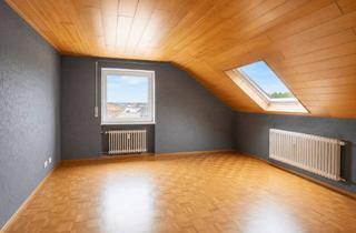 Wohnung kaufen in 96173 Oberhaid, Provisionsfreie, vermietete 5-Zimmer-Dachgeschosswohnung in Oberhaid