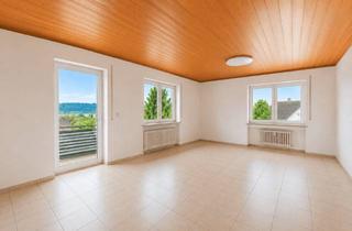Wohnung kaufen in 96173 Oberhaid, Provisionsfreie, vermietete 5-Zimmer-Erdgeschosswohnung mit Balkon, Terrasse und Garten in Oberhaid