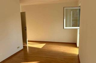 Wohnung kaufen in 64569 Nauheim, Großzügige 4-Zimmer-Maisonette mit Terrasse, Garten & Stellplatz in Nauheim