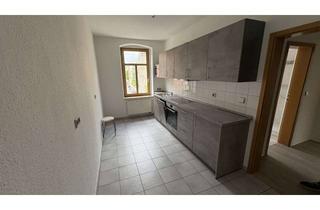 Wohnung kaufen in 09112 Kaßberg, Modernisierte 1-Raum-Wohnung mit neuer EBK, Aufzug und Gemeinschaftsgarten