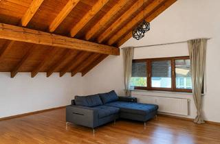 Wohnung kaufen in 71522 Backnang, Licht, Weitblick und 2 Balkone - großzügige Dachgeschosswohnung