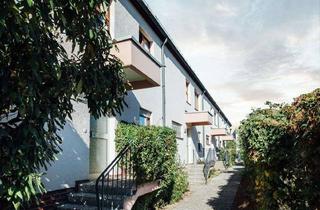 Wohnung mieten in Ostpreußendamm 132, 12207 Lichterfelde, Viel Platz für Ihre Familie: Reihenhaus in Steglitz sucht neue Mieter!