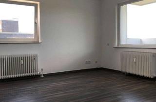 Wohnung mieten in Timmersfeld 74, 42899 Lüttringhausen, Schöne 3-Zimmer-Wohnung mit renoviertem Bad, 2 Balkonen und Ausblick
