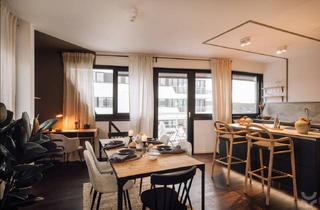 Wohnung mieten in Stralauer Allee 13, 10245 Friedrichshain, Wasserlage: Hochwertig möblierte 3-Zimmer-Wohnung mit 2 Balkonen und EBK