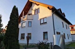 Wohnung mieten in 92318 Neumarkt, Wohnen mit Charakter: 4-Zimmer-Dachgeschosswohnung in Neumarkt
