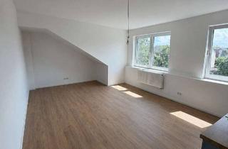 Wohnung mieten in Haart 61, 24534 Innenstadt, *Erstbezug* helle, geräumige 1-Zimmer DG-Wohnung
