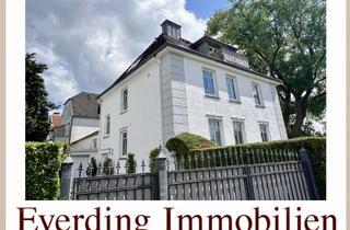 Wohnung mieten in 24119 Kronshagen, 2-Zimmer-Wohnung mit Balkon in charmanter Altbauvilla