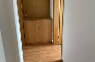 Wohnung mieten in Altdorfer Straße 23, 71157 Hildrizhausen, Vier Zimmer in Hildrizhausen: Praktisch geschnittene Wohnung