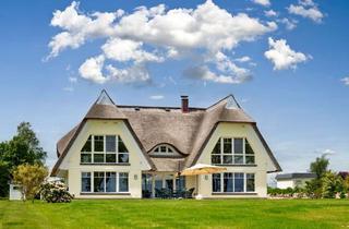 Villa kaufen in Rügen Resort Nr., 18586 Middelhagen, Exklusive Villa mit eigenem Strandzugang