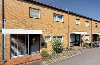 Haus kaufen in 68766 Hockenheim, Bezugsfreies Reihenmittelhaus mit Garten, Balkon und viel Potenzial in Hockenheim
