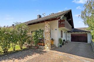 Haus kaufen in 85132 Schernfeld, Gepflegtes Zweifamilienhaus mit Gartenidylle in ruhiger Lage von Schernfeld-Sappenfeld