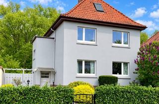 Haus kaufen in 26129 Wechloy, Zwei Wohnungen, eine hochwertige Lage: Haarentorviertel-Highlight mit Terrassen & Garten