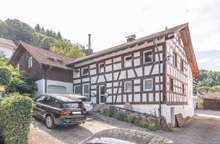Einfamilienhaus kaufen in 77830 Bühlertal, Provisionsfrei: Modernisiertes Einfamilienhaus mit Einliegerwohnung in ruhiger Lage