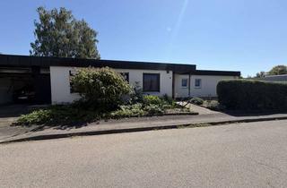 Haus kaufen in 89584 Ehingen, Bungalow in Traumlage am Wolfertpark