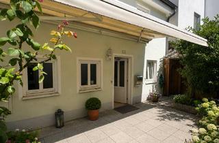 Doppelhaushälfte kaufen in Jungbräustraße, 86316 Friedberg, Kleine, gut geschnittene Doppelhaushälfte mit kl. Vorgarten und Stadl mitten in der Altstadt!