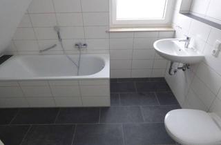 Haus mieten in Dr.-Scheiding-Str. 13, 95030 Innenstadt, Kleines Reihenhaus im idyllischem Neuhof