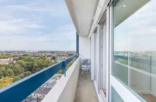 Wohnung kaufen in Doormannsweg 22, 20259 Eimsbüttel, Über den Dächern der Stadt - 2 Zi ETW, Balkon und Tiefgarage