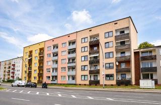 Wohnung kaufen in 38226 Lebenstedt, 3 Zimmer Wohnung mit Balkon, Weitblick & Entwicklungspotenzial in Salzgitter Lebenstedt zu verkaufen