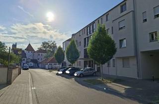 Wohnung mieten in Sebastianstraße 22, 85049 Ingolstadt, Traumhafte 2-Zimmer-Wohnung mit kleinem Garten inmitten der Altstadt, neuwertig, EBK, Tiefgarage
