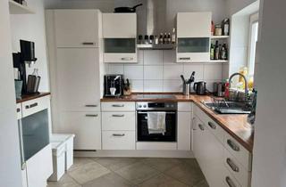 Wohnung mieten in Lange Straße 22, 74395 Mundelsheim, Helle 4-Zimmer Wohnung in guter Lage von Mundelsheim mit traumhaftem Blick auf die Neckarschleife