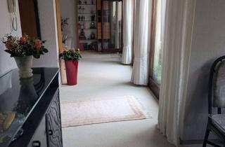 Wohnung mieten in Wilhelm Tell Platz 1a, 90513 Zirndorf, EG-Wohnung mit 2 Zimmern und Terrasse in Zirndorf/Weiherhof
