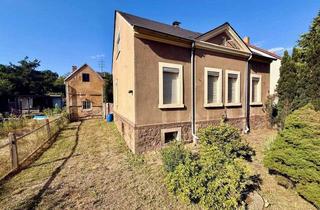 Einfamilienhaus kaufen in 01445 Radebeul, Wohnen mit Potenzial – Einfamilienhaus auf attraktivem Baugrundstück
