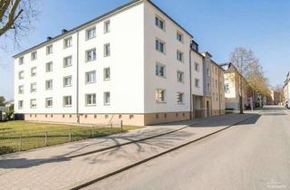 Wohnung kaufen in 45143 Essen, Essen - Helle 3,5-Zimmer-Wohnung mit Garage, Kellerraum und Dachboden-Stauraum