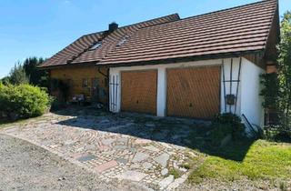 Einfamilienhaus kaufen in 95505 Immenreuth, Immenreuth - Familienhaus mit Einliegerwohnung, Garage & Scheunen