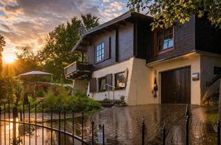 Haus kaufen in 37431 Bad Lauterberg, Bad Lauterberg im Harz - Gemütliches Ferienblockhaus mit zwei Wohnungen in Waldrandlage