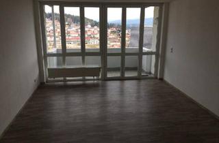 Wohnung kaufen in 94209 Regen, Regen - Schöne 3-Zimmer-Eigentumswohnung in Regen mit TG-Stellplatz