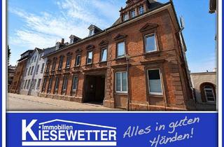 Wohnung kaufen in 67547 Innenstadt, Vermietete 2-Zimmer-Wohnung in Wormser Innenstadtlage mit Südbalkon & Stellplatz