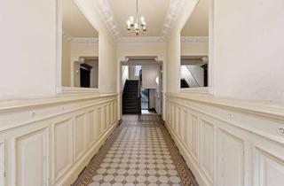 Wohnung kaufen in 10965 Kreuzberg, RESERVIERT: Kreuzberger Wohntraum zum Selbstausbau: Dachgeschoss im beliebten Chamissokiez