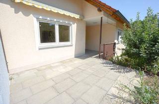 Wohnung kaufen in 91586 Lichtenau, Hier will man sofort einziehen: 3 Zimmer, inkl. Küche, große Terrasse & 95 m², Carport Wohngefühl