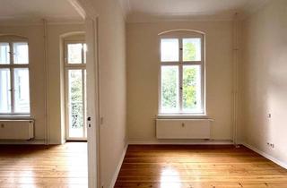 Wohnung kaufen in 10557 Tiergarten, ruhig, grün, zentral, Westbalkon-hochwertig sanierter Altbau mit Wohnküche u. großem Bad! von privat