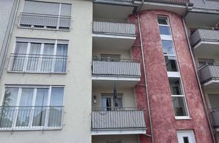 Wohnung kaufen in 63739 Aschaffenburg, Attraktive 4-Zimmer-Wohnung mit Balkon und Garage in zentraler Lage von Aschaffenburg !